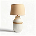 Tafellamp met stoffen kap van beige en keramisch lichaam met koorddetails 30 x 30 x 60cm